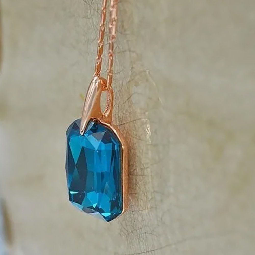 Ladies Blue Rectangular Necklace - Picture 4 of 6